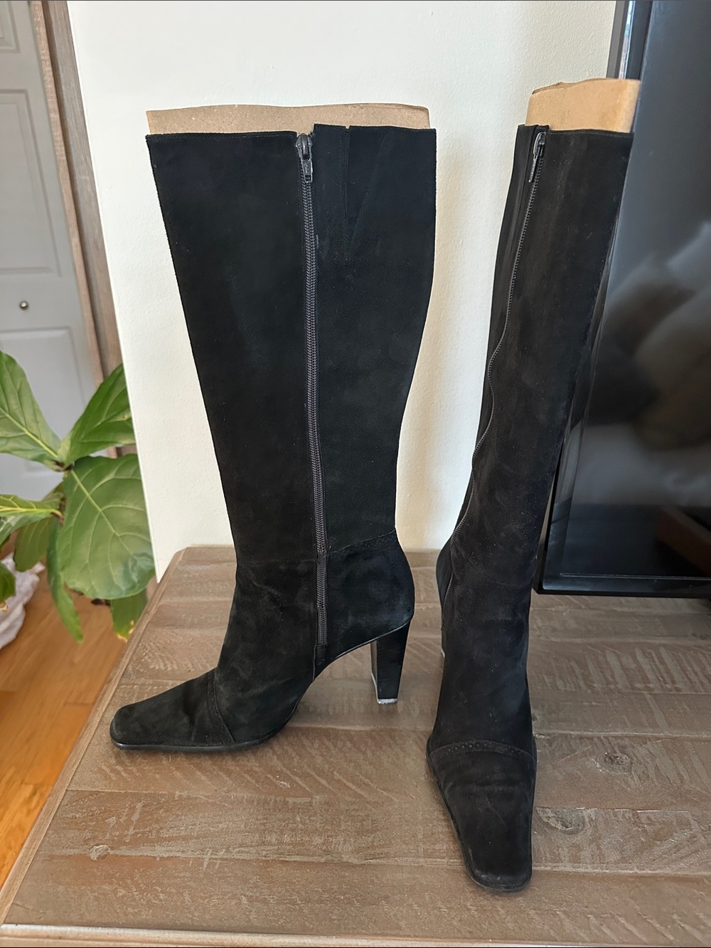 Vintage Nine West Black Genuine Suede Tall Knee High Heeled Boots 7.5